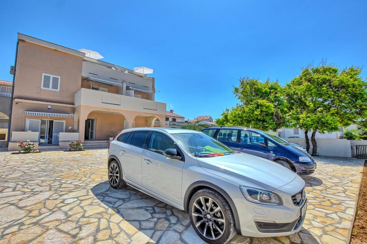 Villa Magena - Luxury Apartments In Pag Center Pag Town Extérieur photo