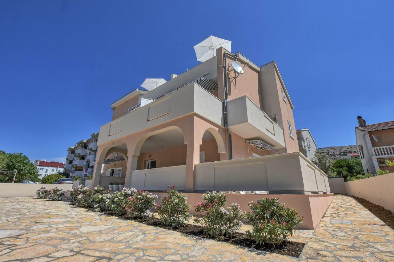 Villa Magena - Luxury Apartments In Pag Center Pag Town Extérieur photo