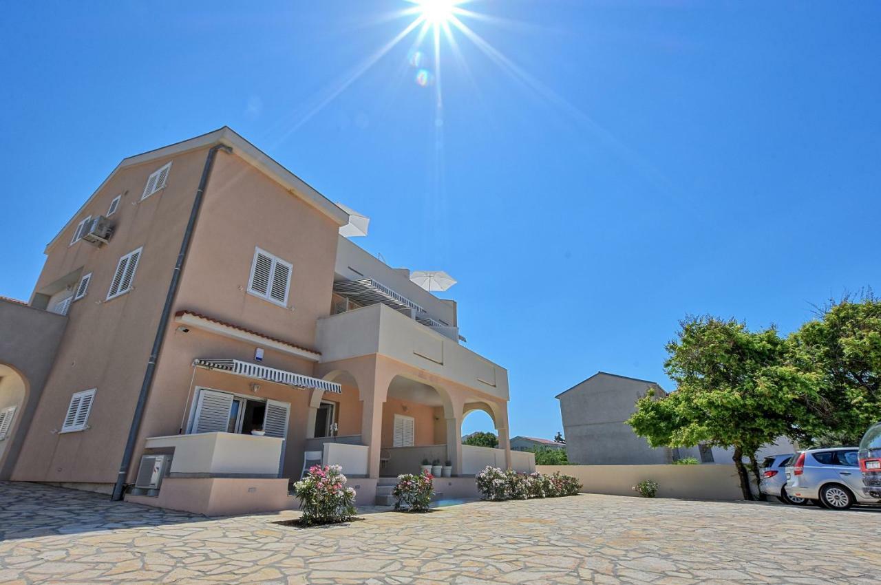 Villa Magena - Luxury Apartments In Pag Center Pag Town Extérieur photo