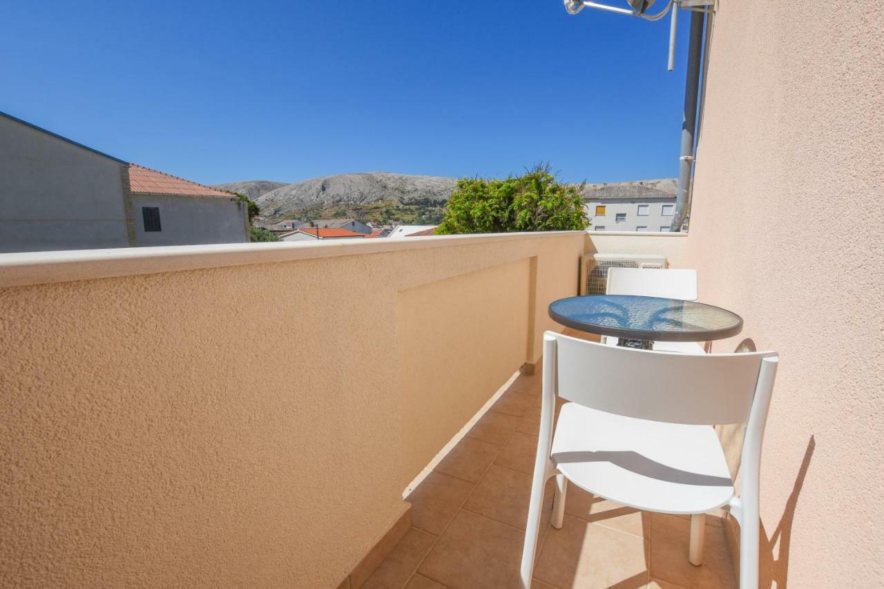 Villa Magena - Luxury Apartments In Pag Center Pag Town Extérieur photo